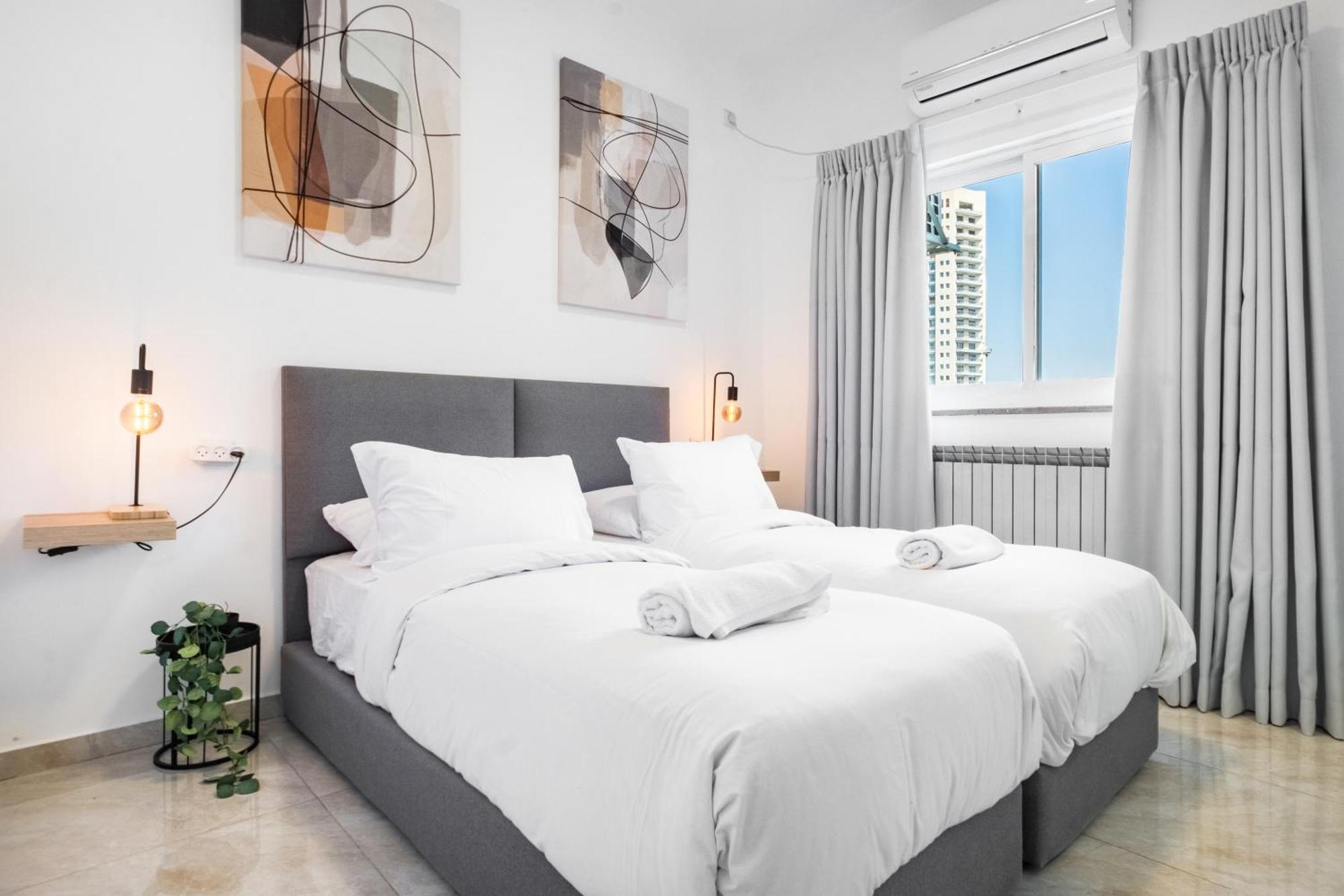 Modern Bright, Near Mahane Yehuda Market, Balcony Иерусалим Экстерьер фото