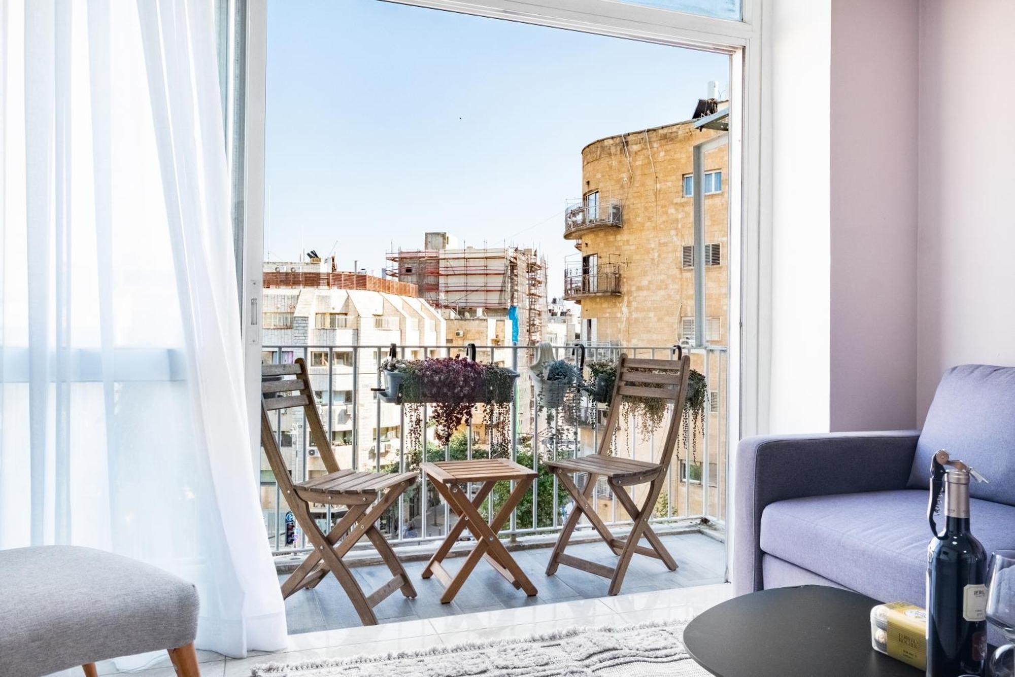 Modern Bright, Near Mahane Yehuda Market, Balcony Иерусалим Экстерьер фото